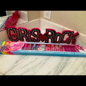 Girls gift set: wall hanging “girls rock” and mani/pedi set.